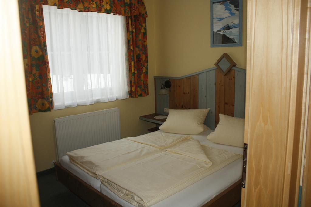 Apart Ebene Ischgl Room photo